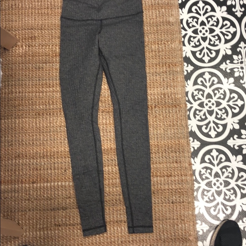 Herring bone lululemon wonder under NWOT